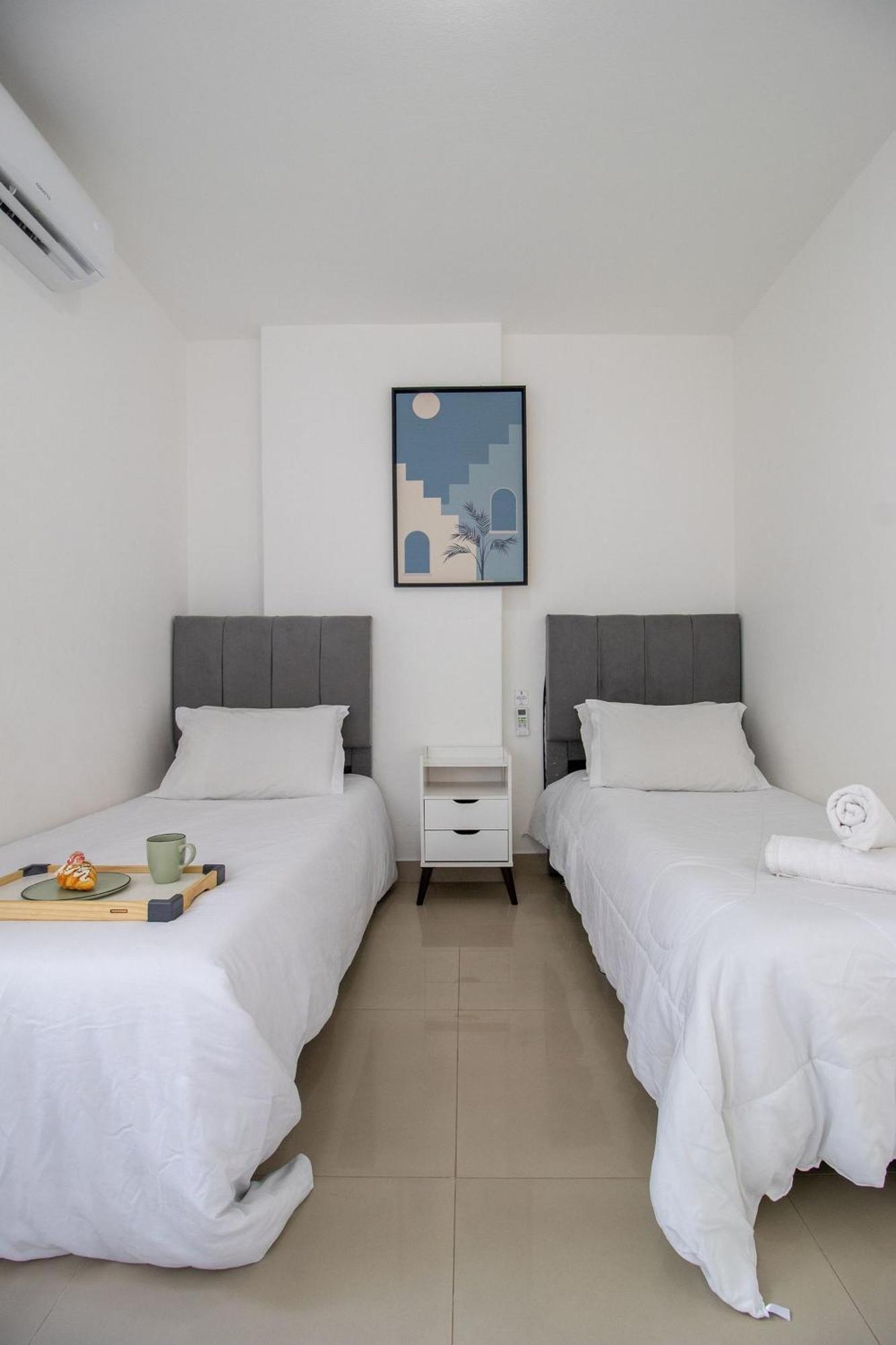 Abm22 - Frente Mar, 3 Dorm Climatizados, Garagem 公寓 *